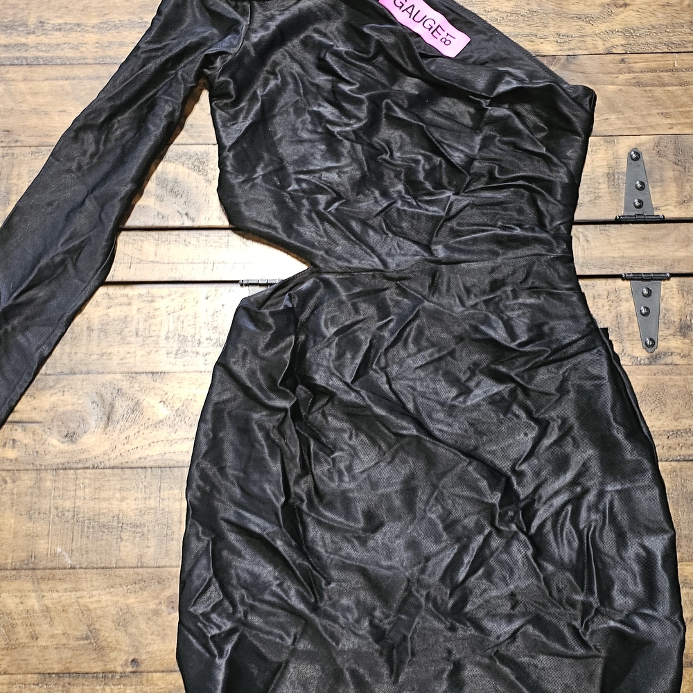 Gauge81 Black Asymmetrical Ruched Bodycon Dress